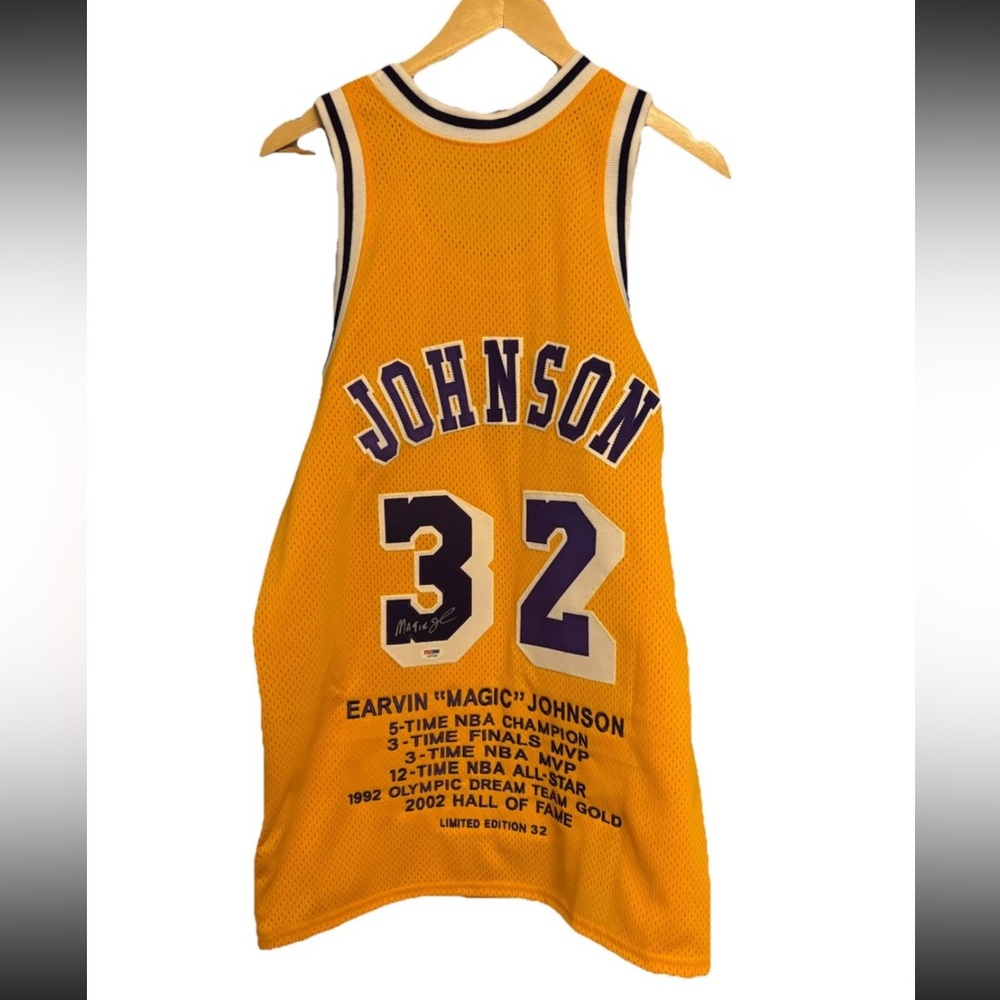 Authentic autographed jersey Earvin “Magic” Johnson Limited Edition 32
